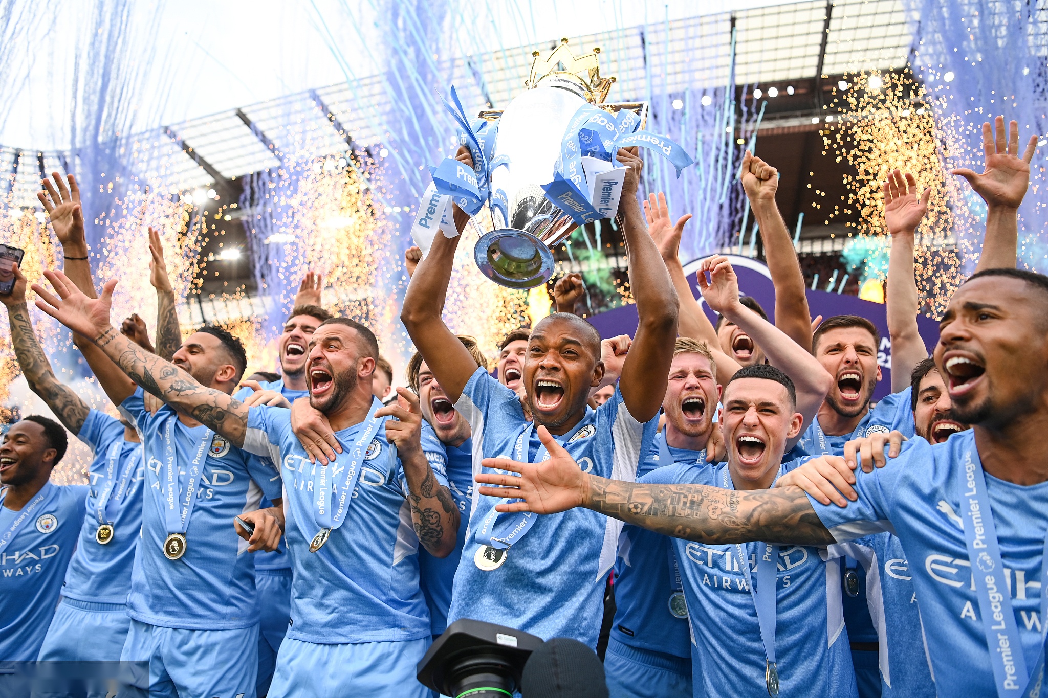 并在凯尔特 并在凯尔特